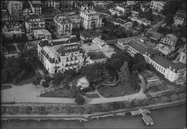 wikiwand.com  Casino de Montreux. en 1949.  