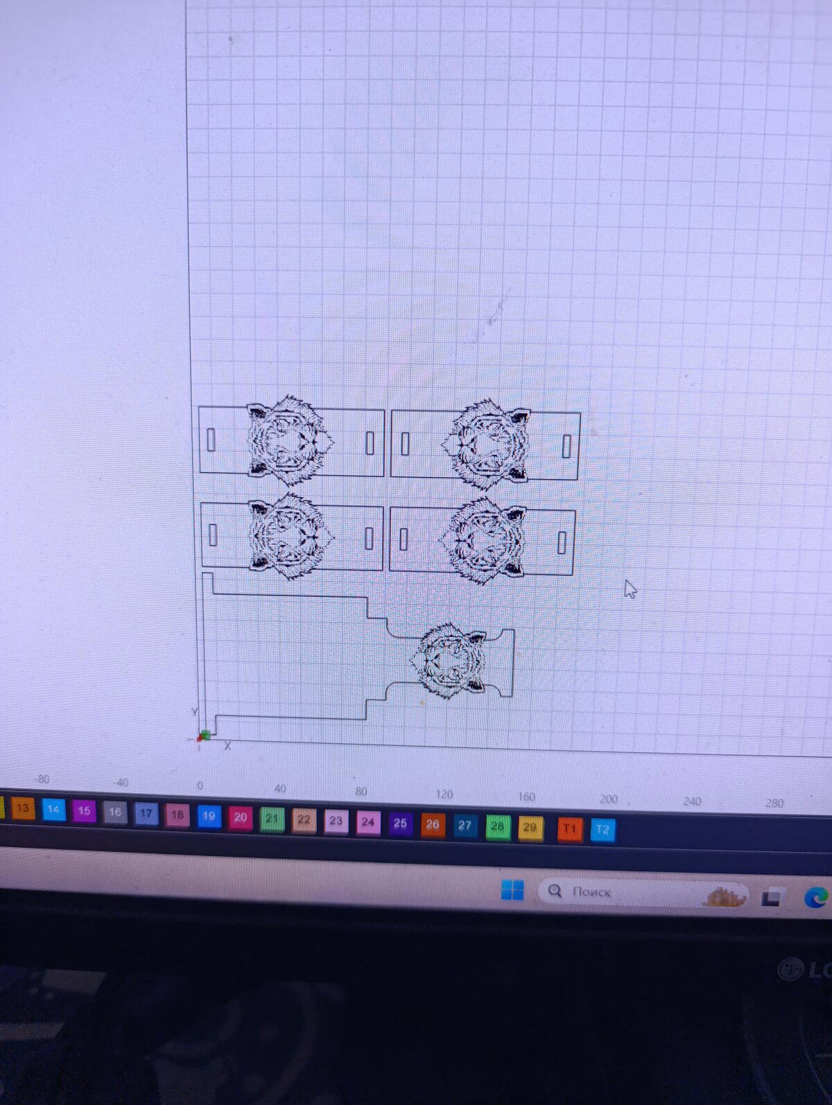 Ему тоже нравятся тигры