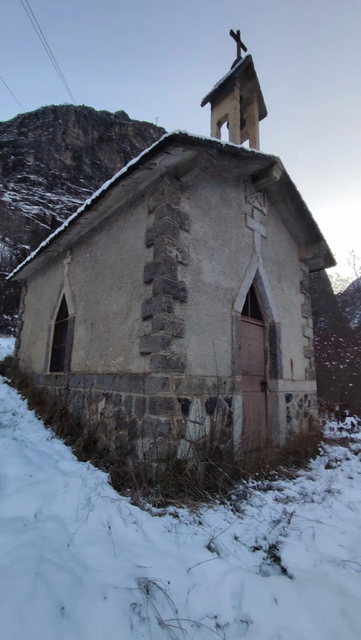 Местная часовенка