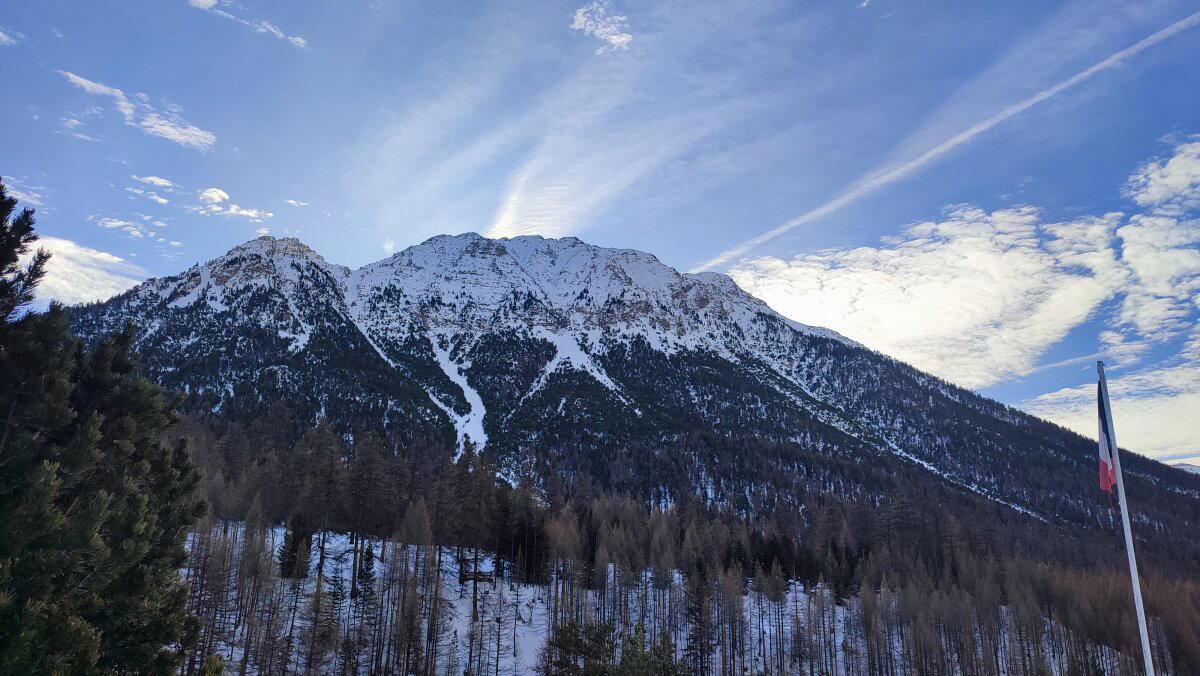 Горы въедаются в кровь.