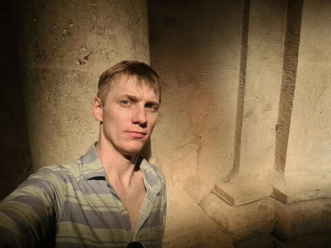 Свет — хароший. Времени для портретов не было — плохо.