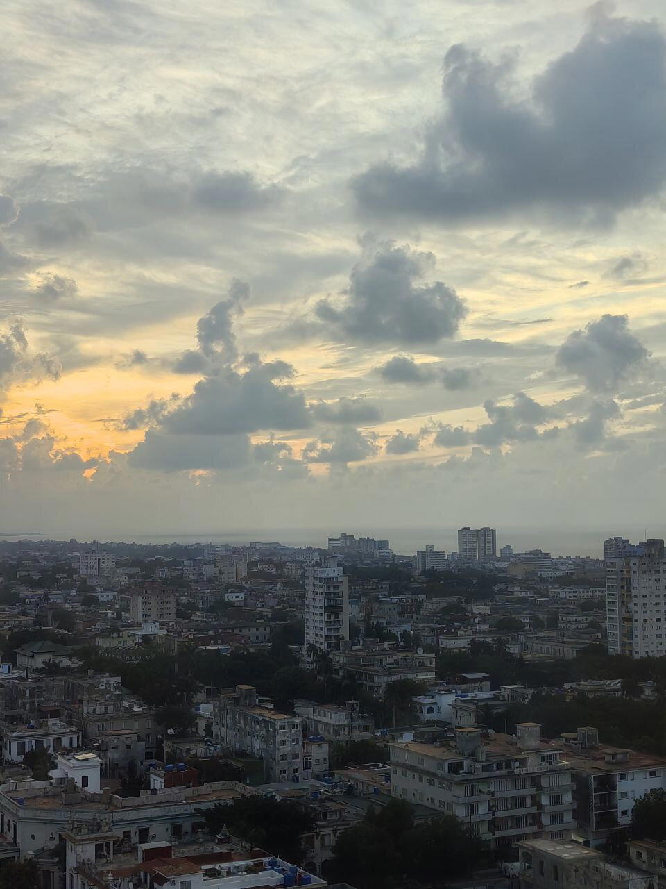 Вид с 16 этажа. Фото не моё, я на 15 был.