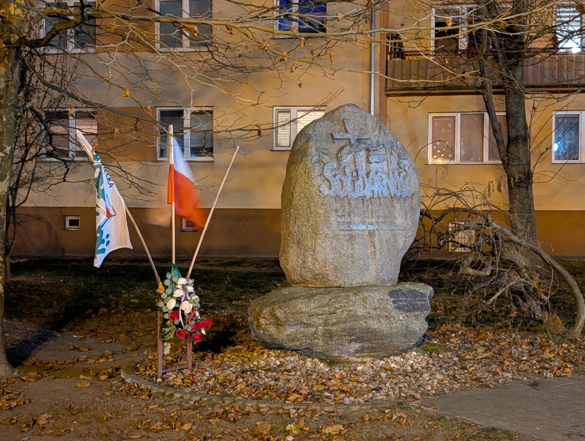 Солидарность это партия, которая привела к выходу Польши из под влияния Москвы.