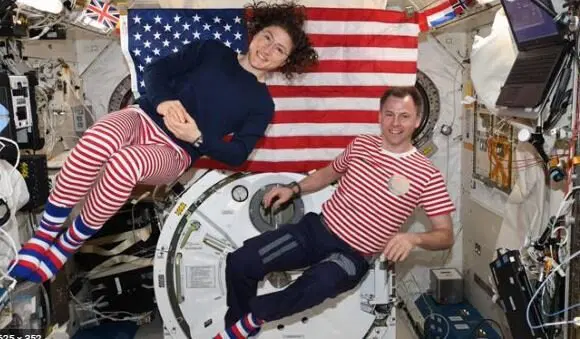 Ивент Носок ты просто космос