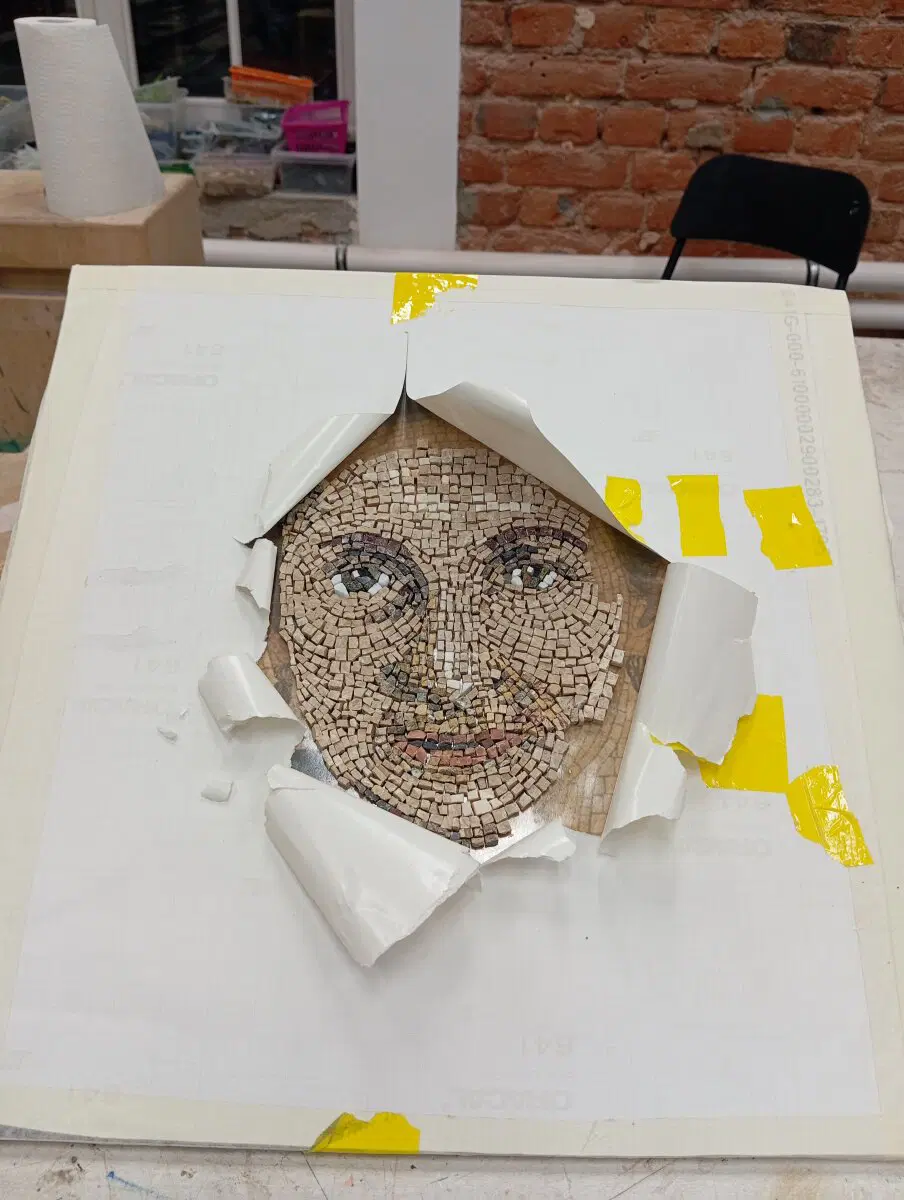 Мозаичный портрет