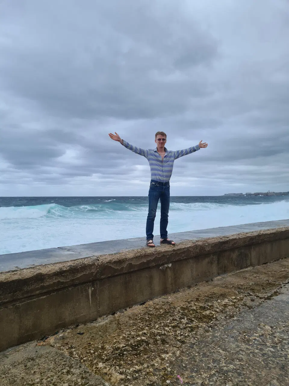 А эт снова прекрасный Я.