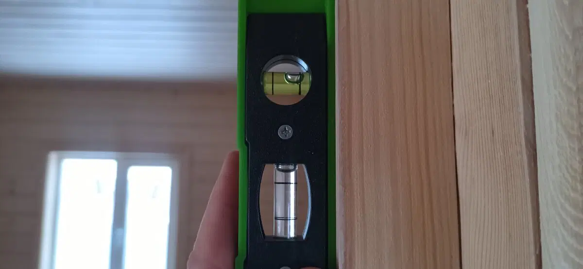 Каркасник к успеху шёл... Но не хватило рулона скотча