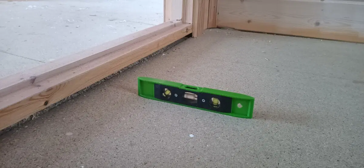 Каркасник к успеху шёл... Но не хватило рулона скотча