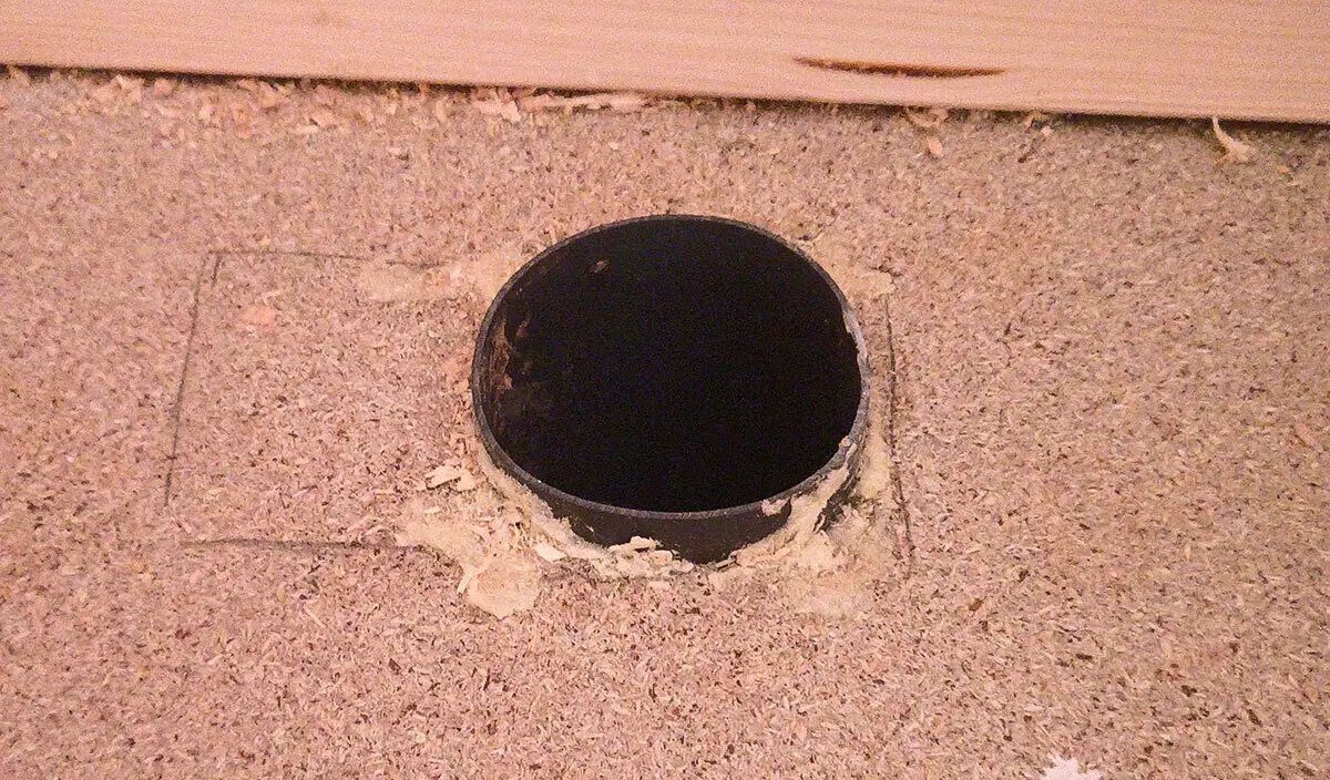 Каркасник к успеху шёл... Но не хватило рулона скотча