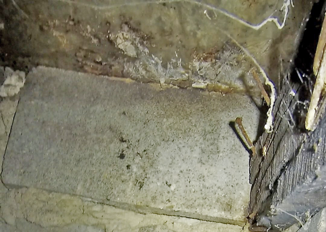 Газоблок. Стоял-стоял и... чпок! Как я осматривал трёхэтажный газобетонный дом ценой больше 60 млн. и почему мы его не купили