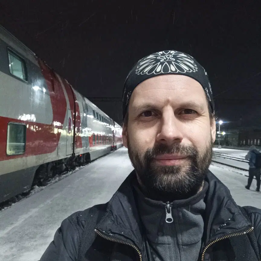 Жара в Брянском экспрессе! Дом из пеноблока. Риэлтер сказал - фигня, почините!