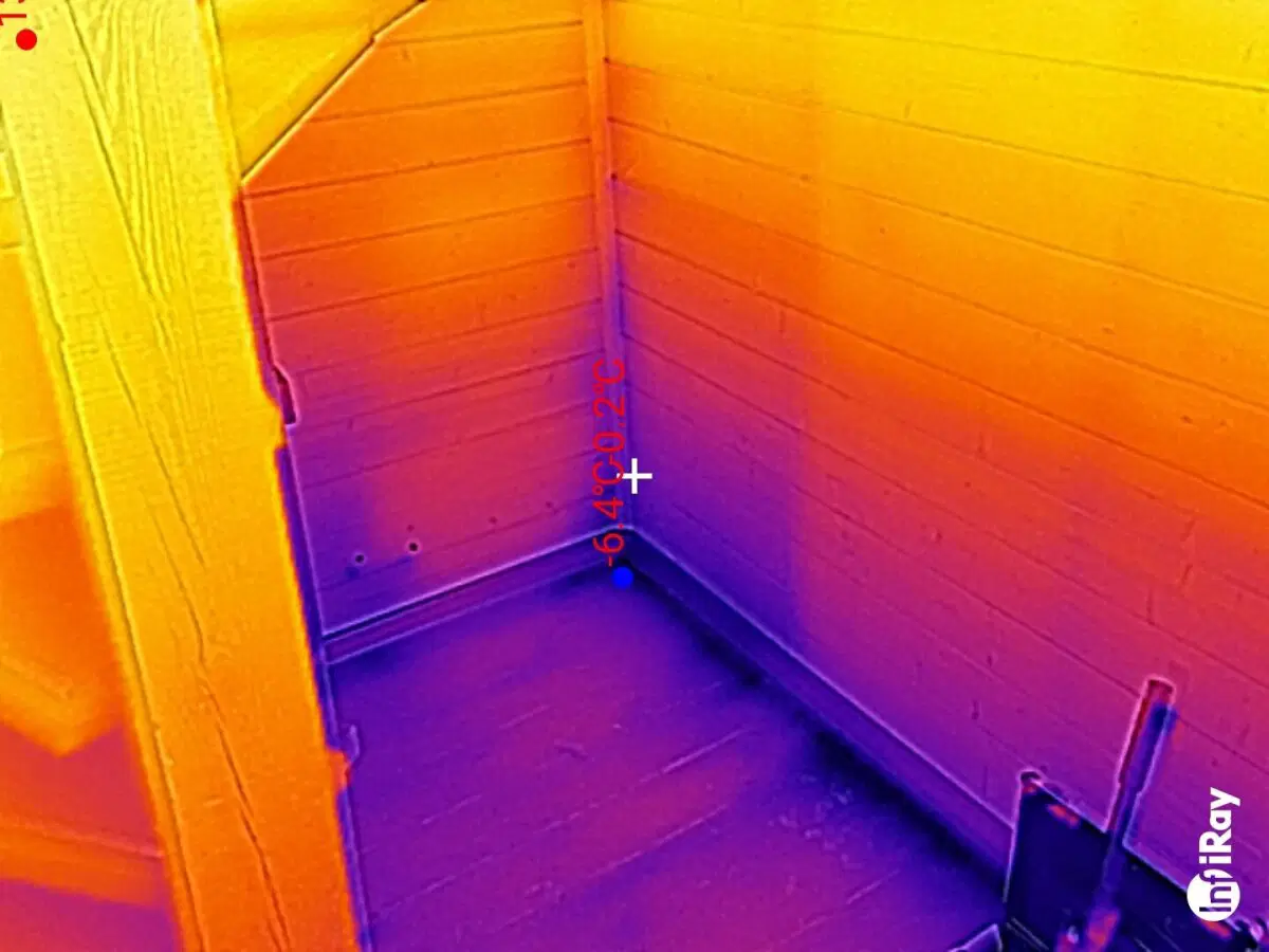 Каркасный псевдодом, построенный "я строителем" на продажу "для себя". Очередной технадзор дома перед покупкой