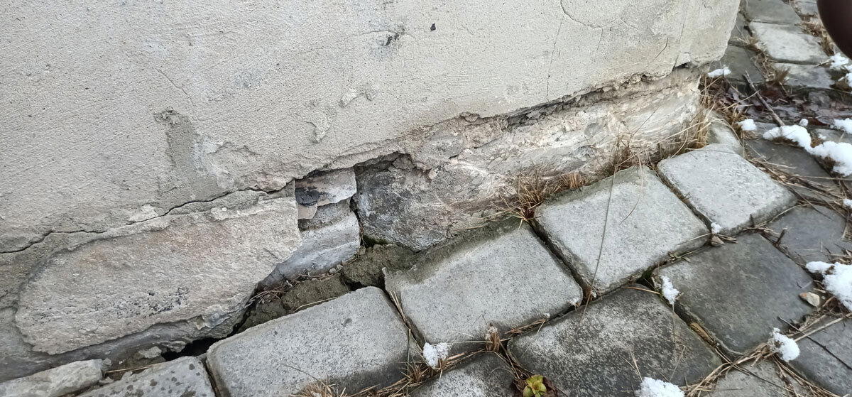 Жара в Брянском экспрессе! Дом из пеноблока. Риэлтер сказал - фигня, почините!