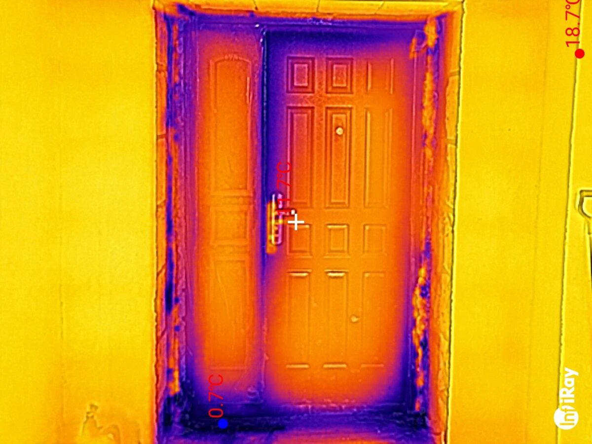 Жара в Брянском экспрессе! Дом из пеноблока. Риэлтер сказал - фигня, почините!