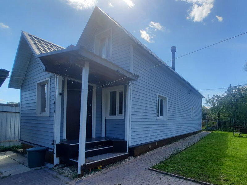 Зомби-дом в 5 минутах от метро. На 3 сотках. Зато в Москве!