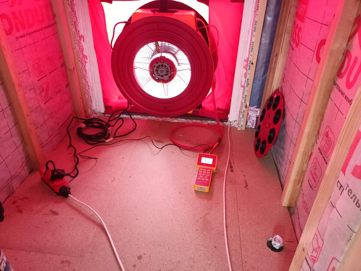 Как мы строим дома для своих. И как я проверяю их качество