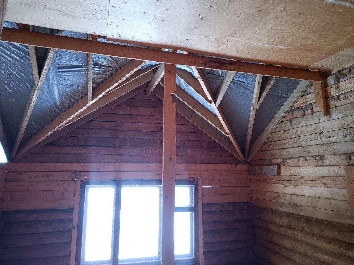 Щеледом в квадрате наносит двойной удар! Обследуем срубобрусовый недострой перед покупкой