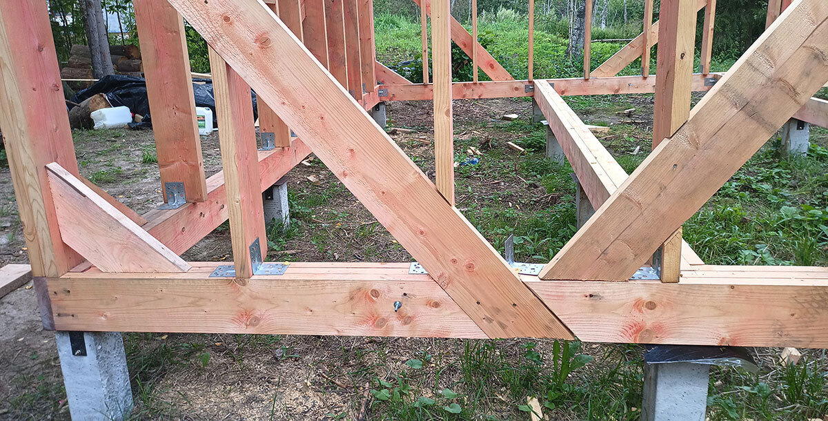 Нанял сторителлеров вместо строителей. Можайский стыд или как строят каркасники с большой предоплатой