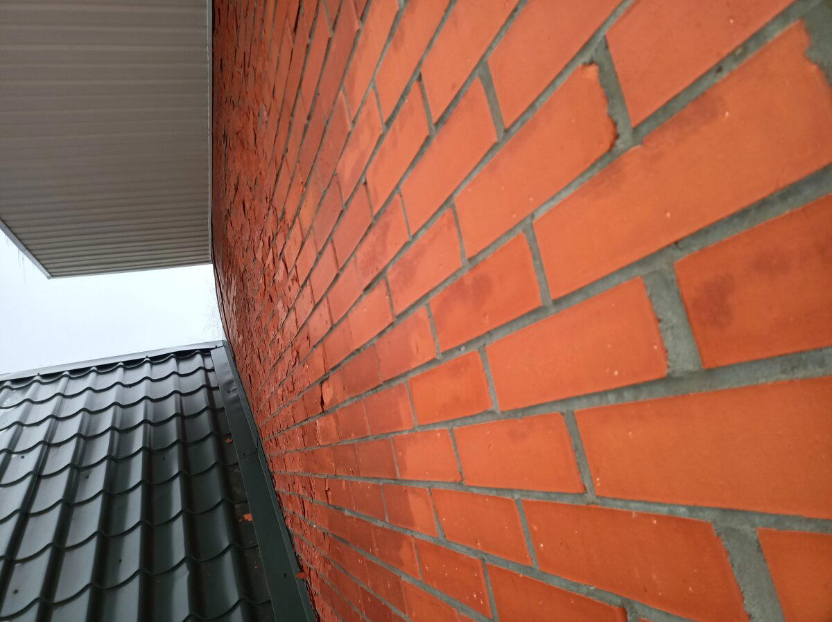 Кирпичный зАмок замОк. Как конструктивные просчёты строителей могут испортить вам жизнь