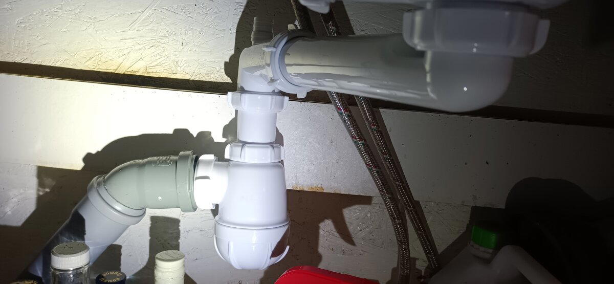 Ниндзя-сантехник. Сноси гофру, шатай сифон! Как сделать место под раковиной обитаемым