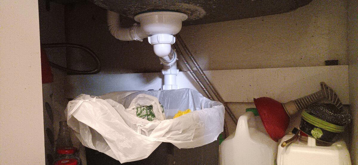 Ниндзя-сантехник. Сноси гофру, шатай сифон! Как сделать место под раковиной обитаемым