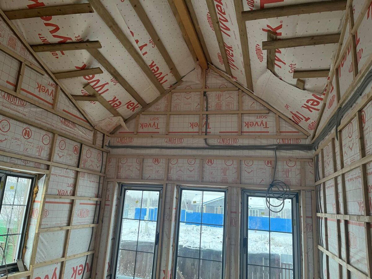 Играл за прораба и продул в пароизоляцию!