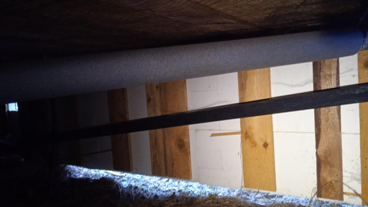 Выпученные сваи - я потратил на их поиск годы! Отчёт по обследованию каркасного дома перед покупкой