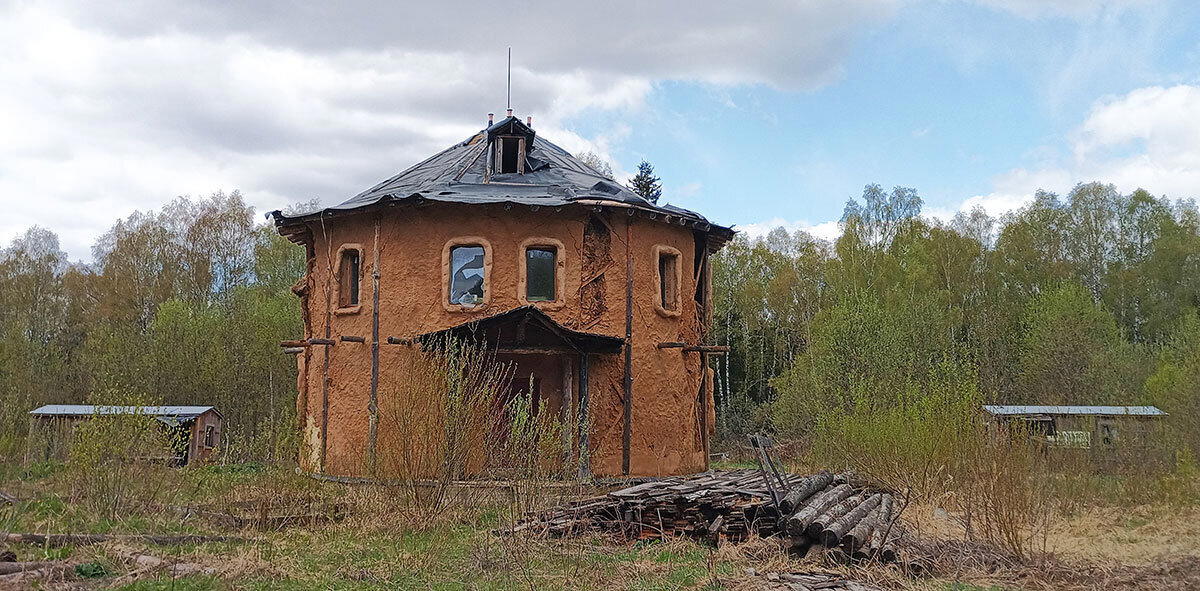 Мяли, мазали, лепили, на продажу разместили! Экодомик, который не смог