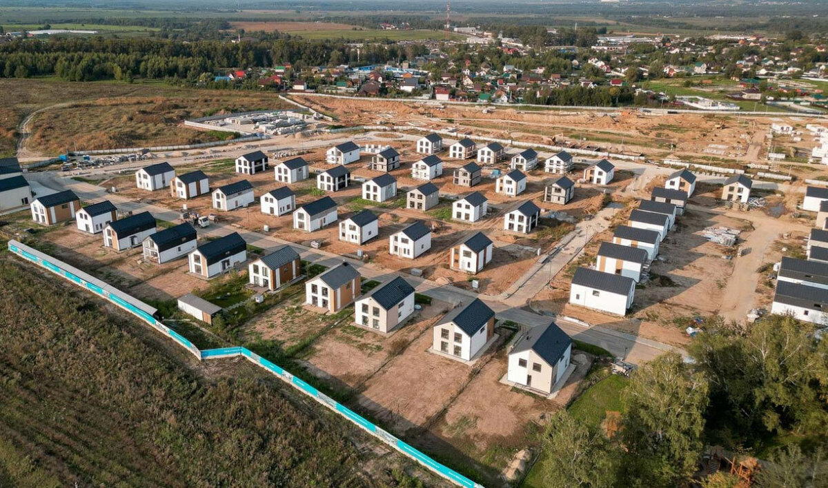 Оказывается, строить и продавать ИЖС сложнее, чем квартиры. Самолёт Девелопмент в этом убедился