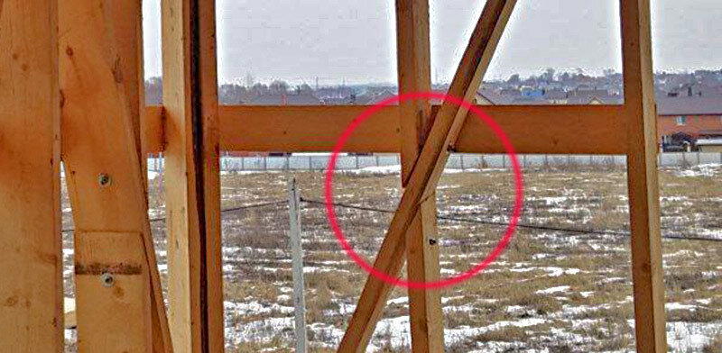 Ну и пусть стойки неровные, зато укосины прямые!