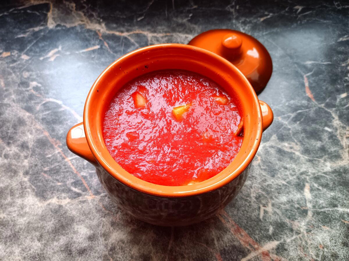 Ленивое жаркое на мангале. Готовим в горшочках за час