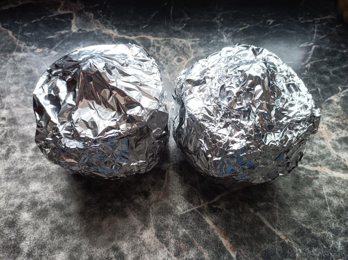 Ленивое жаркое на мангале. Готовим в горшочках за час