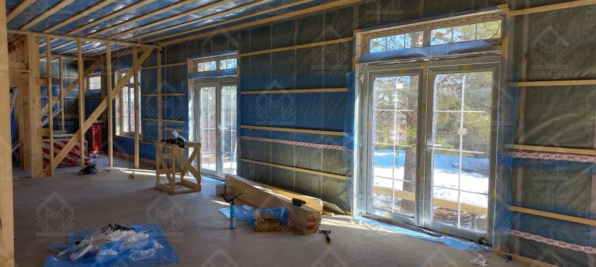 Почему я не выкладываю фото домов на сайте домостроительной компании?