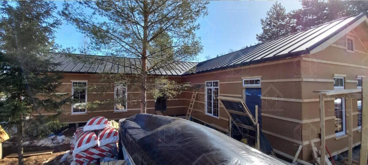 Почему я не выкладываю фото домов на сайте домостроительной компании?