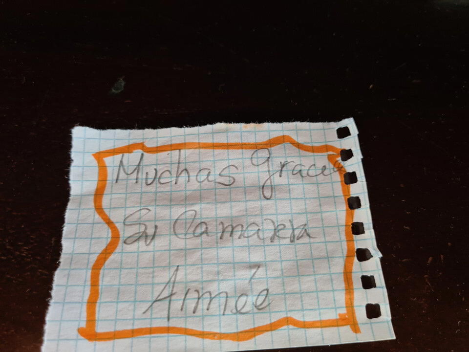 Спасибо, говорит, за чаевые 5 баксов. Никакого доп.сервиса не последовало.