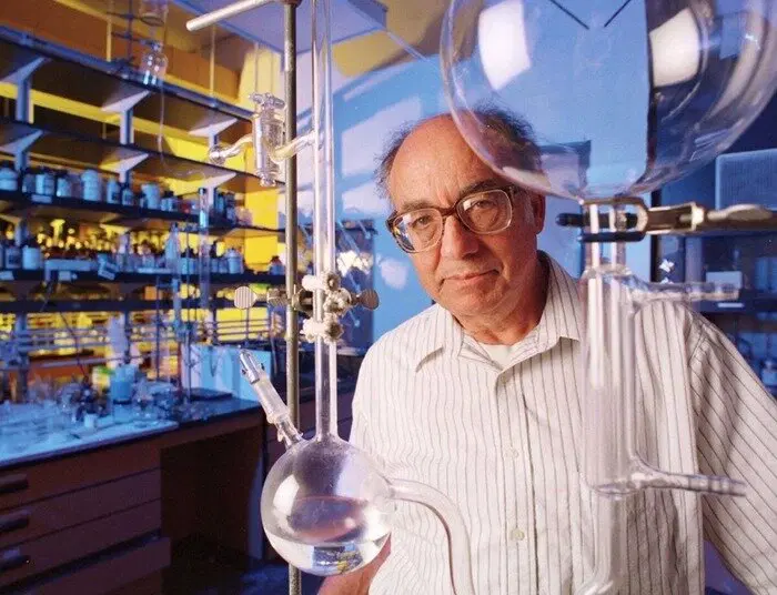 Стэнли Ллойд Миллер / © geneticliteracyproject.org