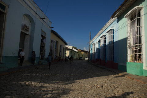 Бегал в автобус за деньгами — чуть не заблудился.