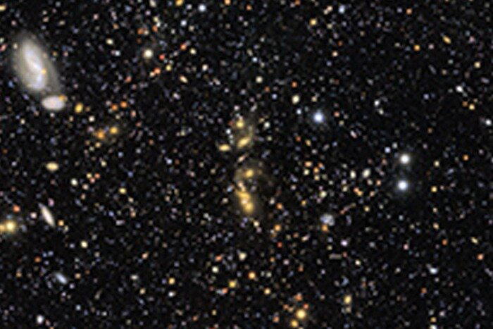 В центре кадра что-то вроде галактического потока / © NSF–DOE Vera C. Rubin Observatory