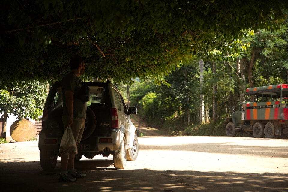 В Джимни не паковались.