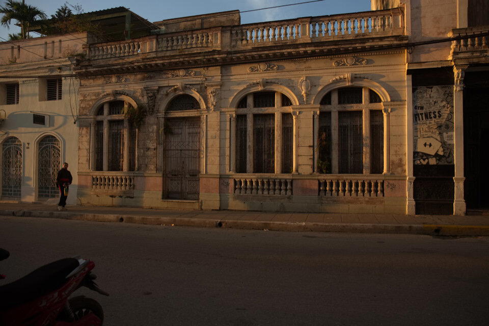 Здесь я уже камеру мороженым заляпал всю.