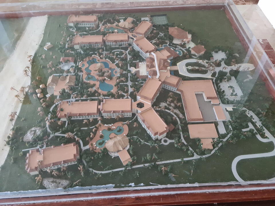 Чуточку не соответствует.