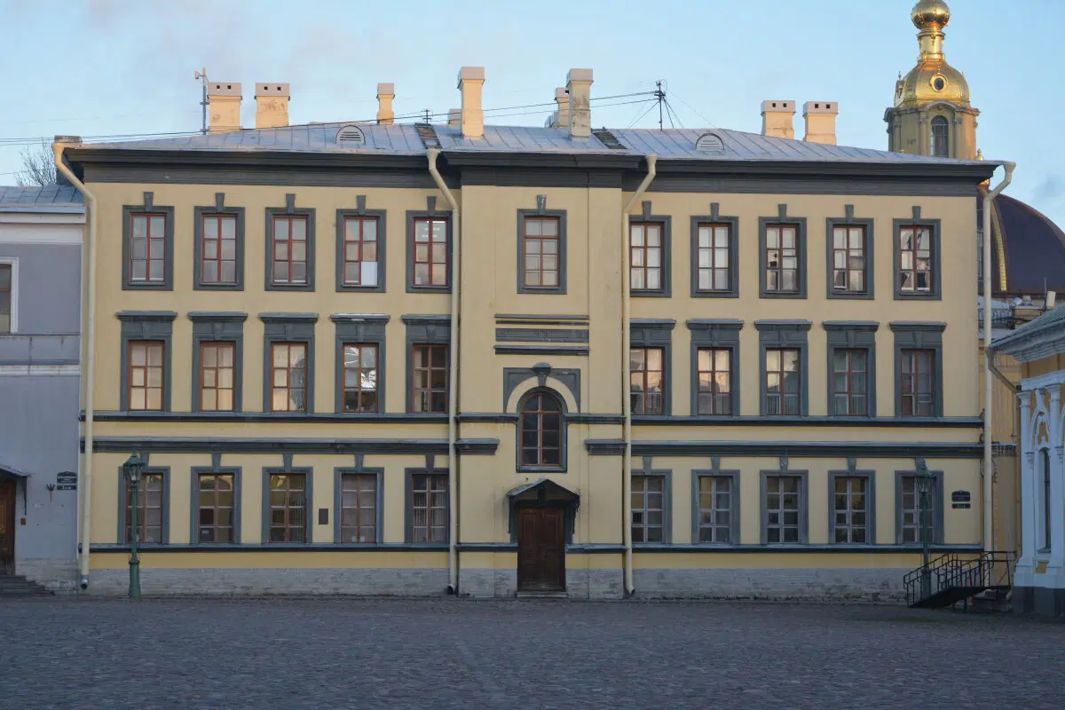 Питер. 2025 -2026.  Ничего личного просто то что понравилось и захотелось сохранить.