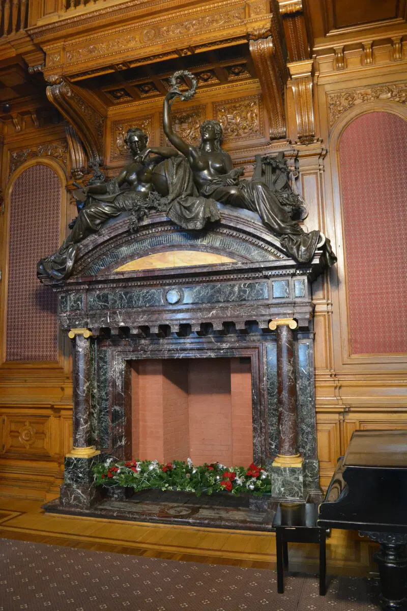 Питер. 2025 -2026.  Ничего личного просто то что понравилось и захотелось сохранить.