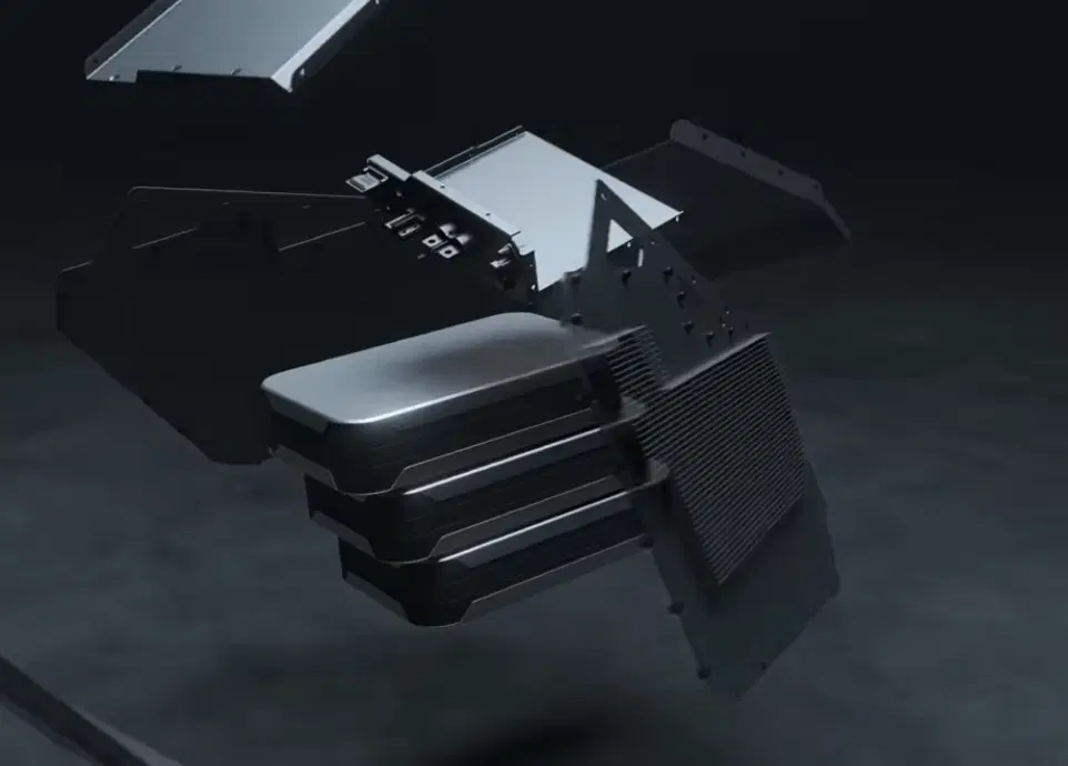 Представлен первый серийный мотоцикл на твердотельных аккумуляторах с запасом хода 600 км