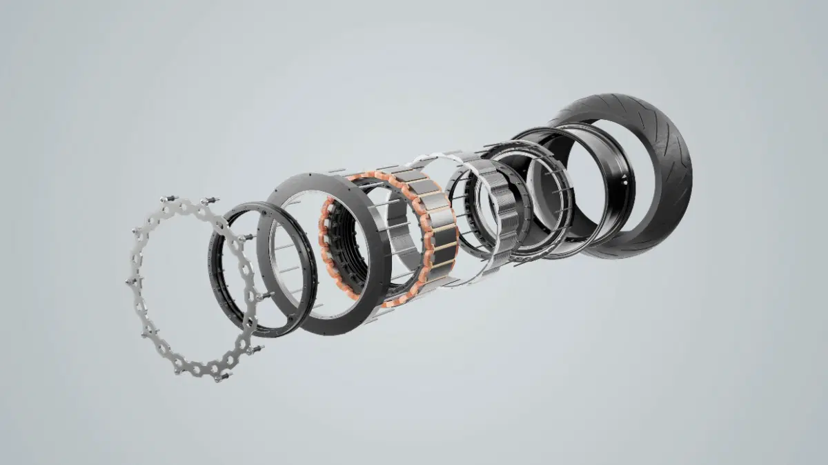 Представлен первый серийный мотоцикл на твердотельных аккумуляторах с запасом хода 600 км