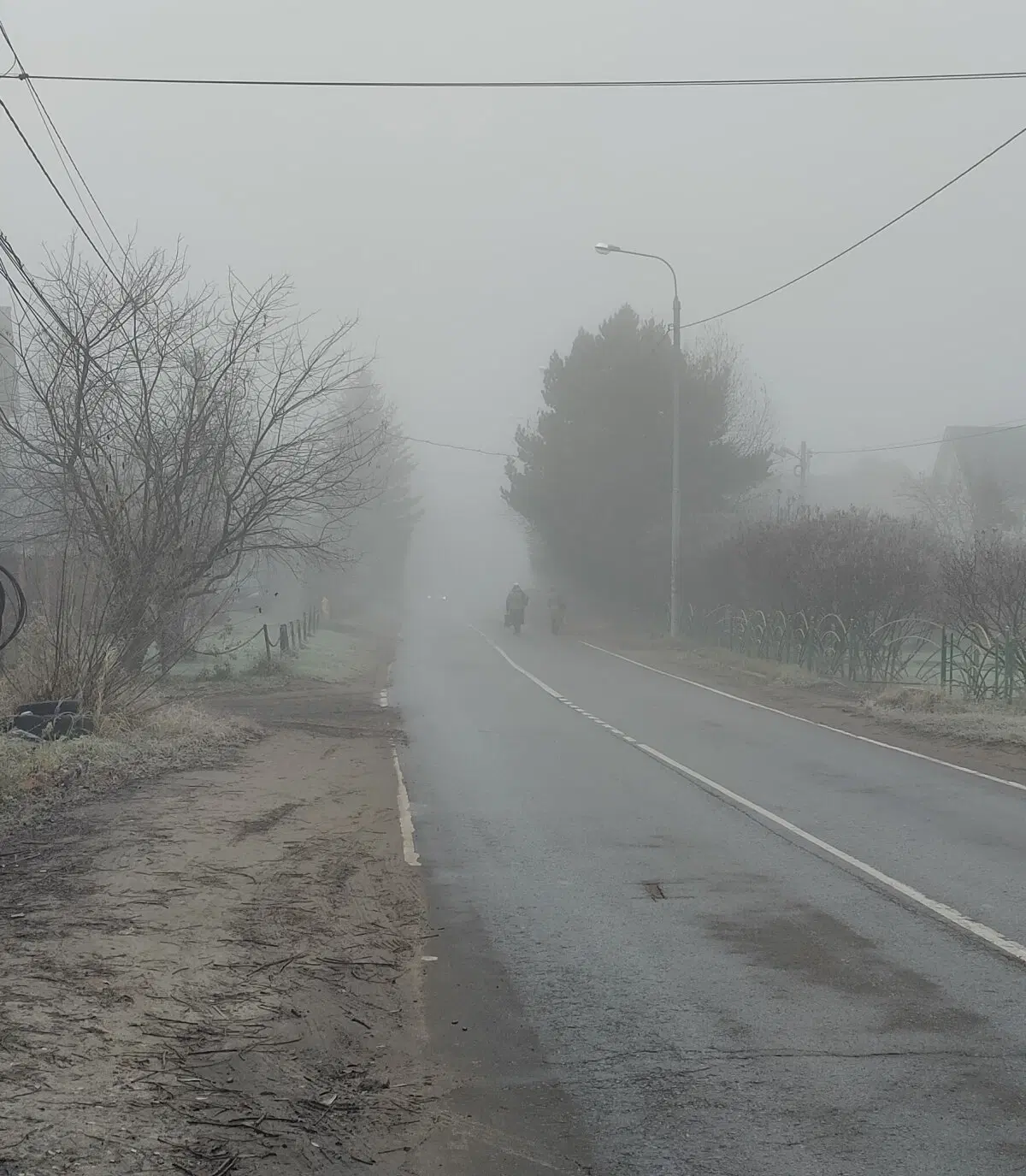 Туман был гораздо гуще, чем его запечатлела камера телефона.
