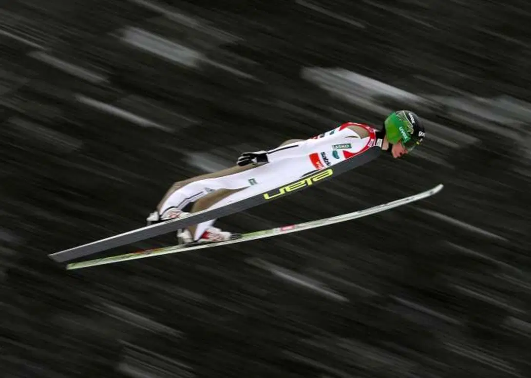 Трамплины для прыжков на лыжах.