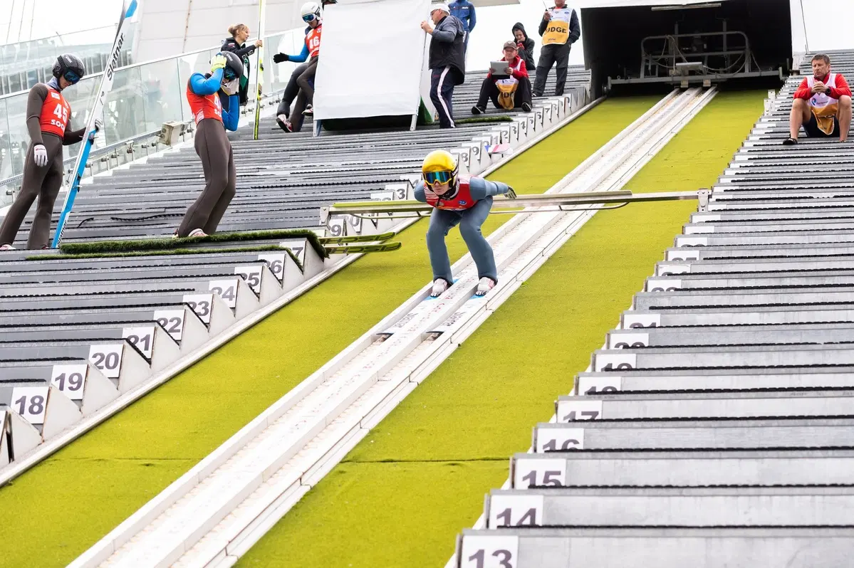 Трамплины для прыжков на лыжах.