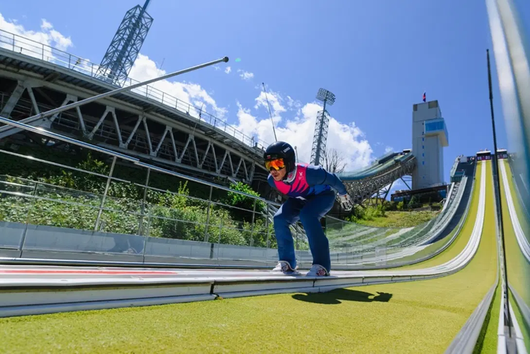 Разгон, прыжок.