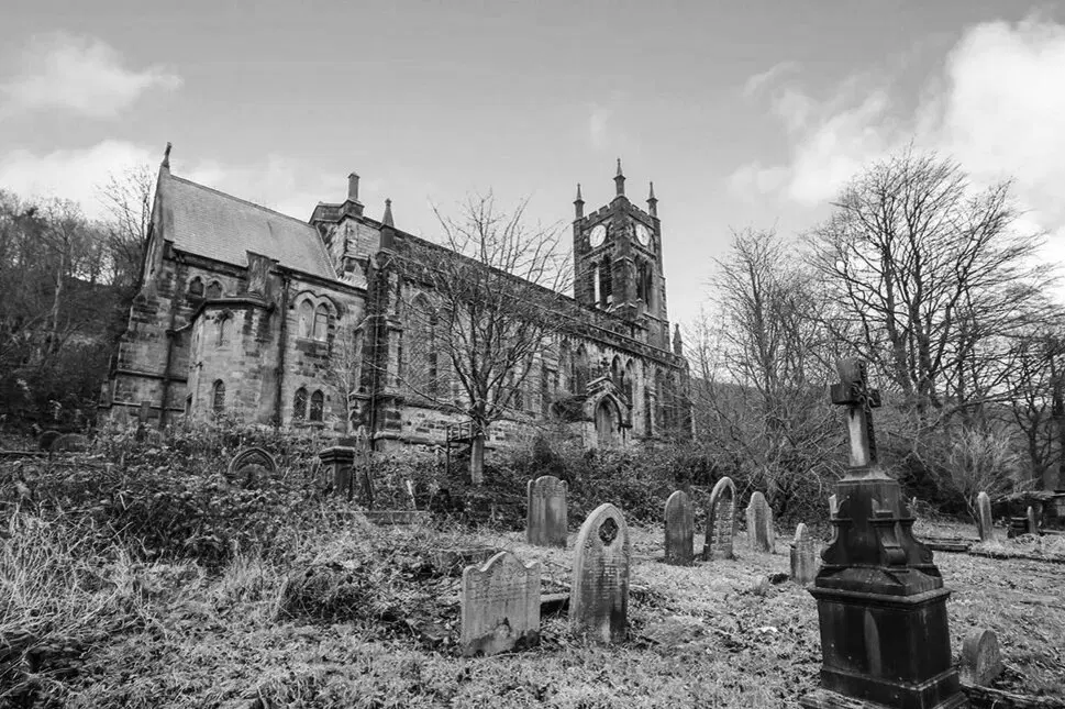 Церковь в Тодмордене. Источник фотографии calderdalecompanion.co.uk